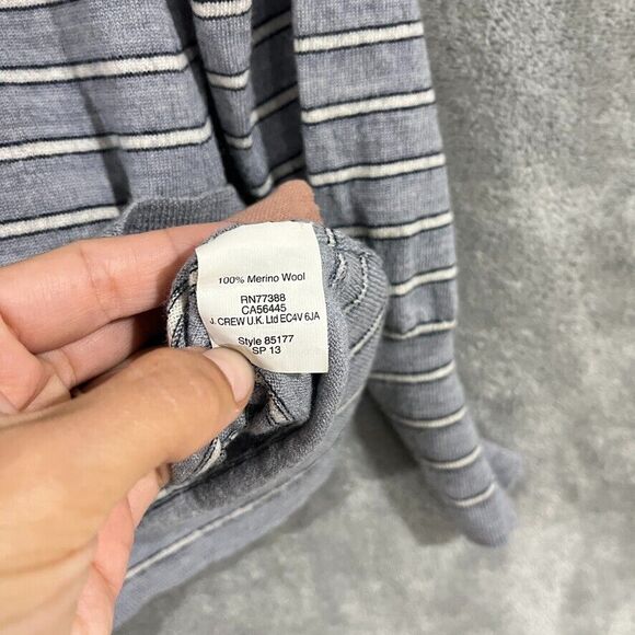 J Crew 100% Merino Wool Striped Gray Sweater Crewneck 3/4 Sleeve Womens Sz XS - Picture 6 of 8